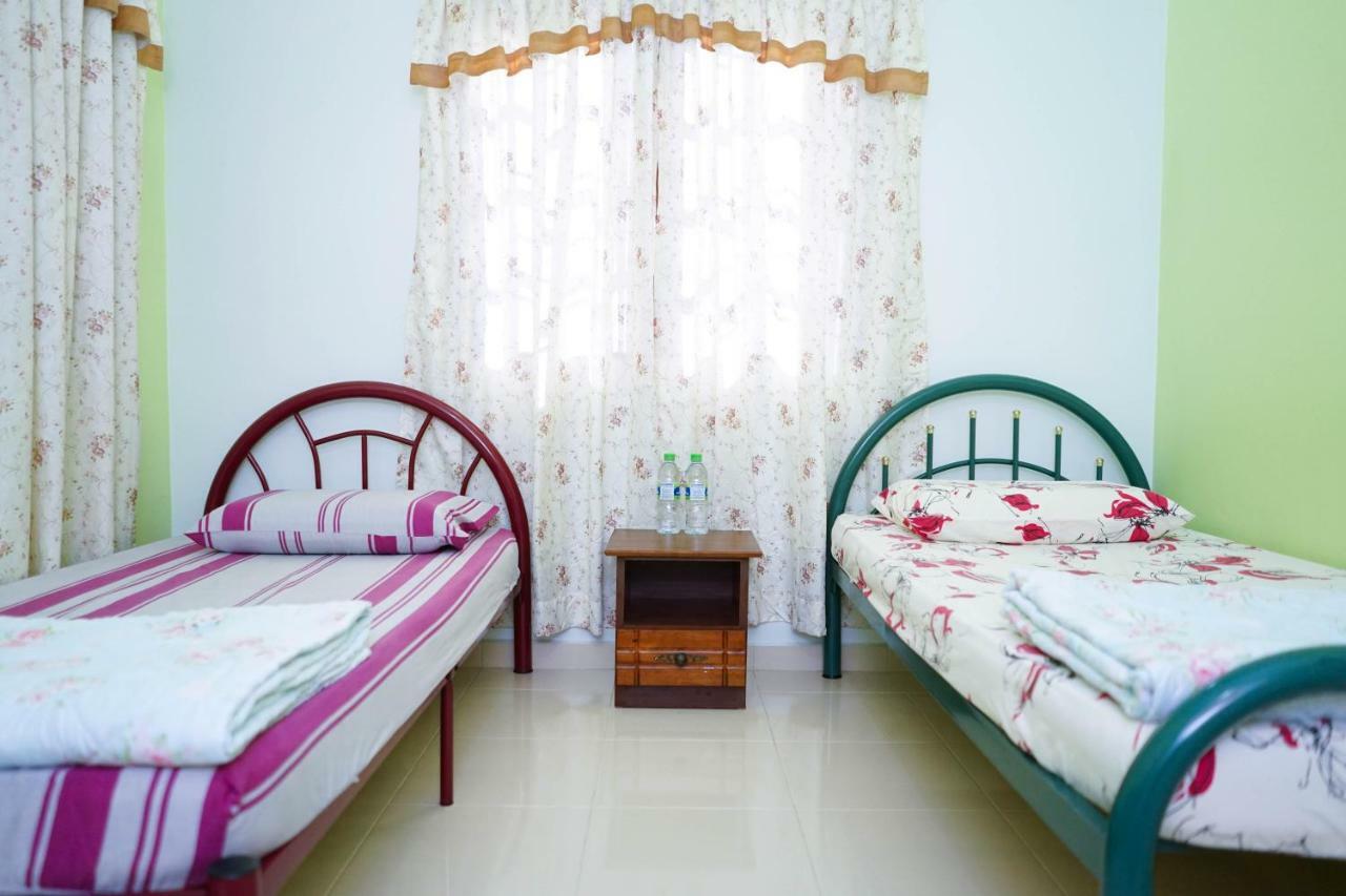 דאנגון Anjung Nor Muslim Homestay מראה חיצוני תמונה